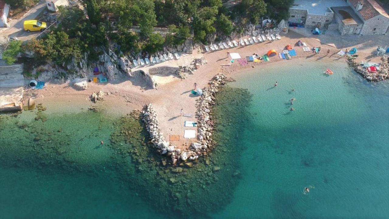 Villa Veronique Драмал Екстериор снимка