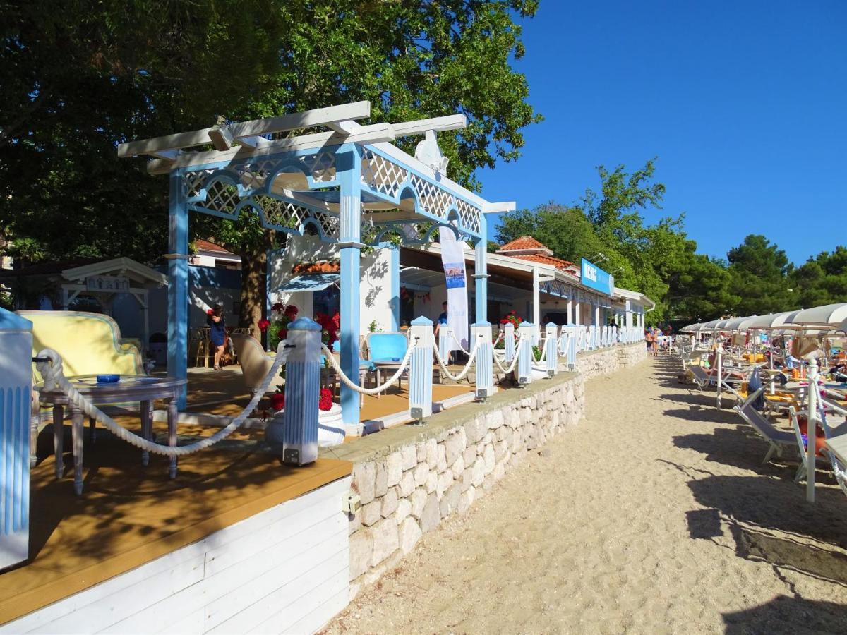 Villa Veronique Драмал Екстериор снимка